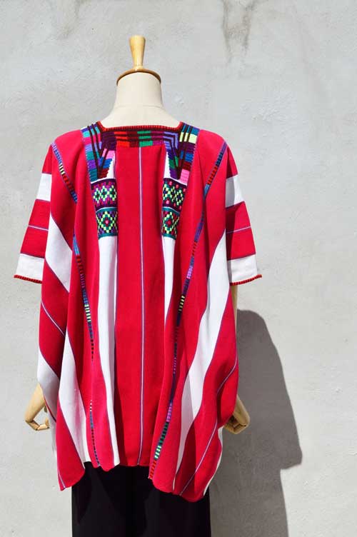 SALE】30%offメキシコ刺繍ウィピル*オクスチュック/赤ピンク/民族衣装