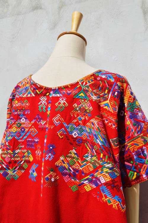 手織り布 刺繍 グァテマラ 民族衣装 ウィピル ヴィンテージ ポンチョ